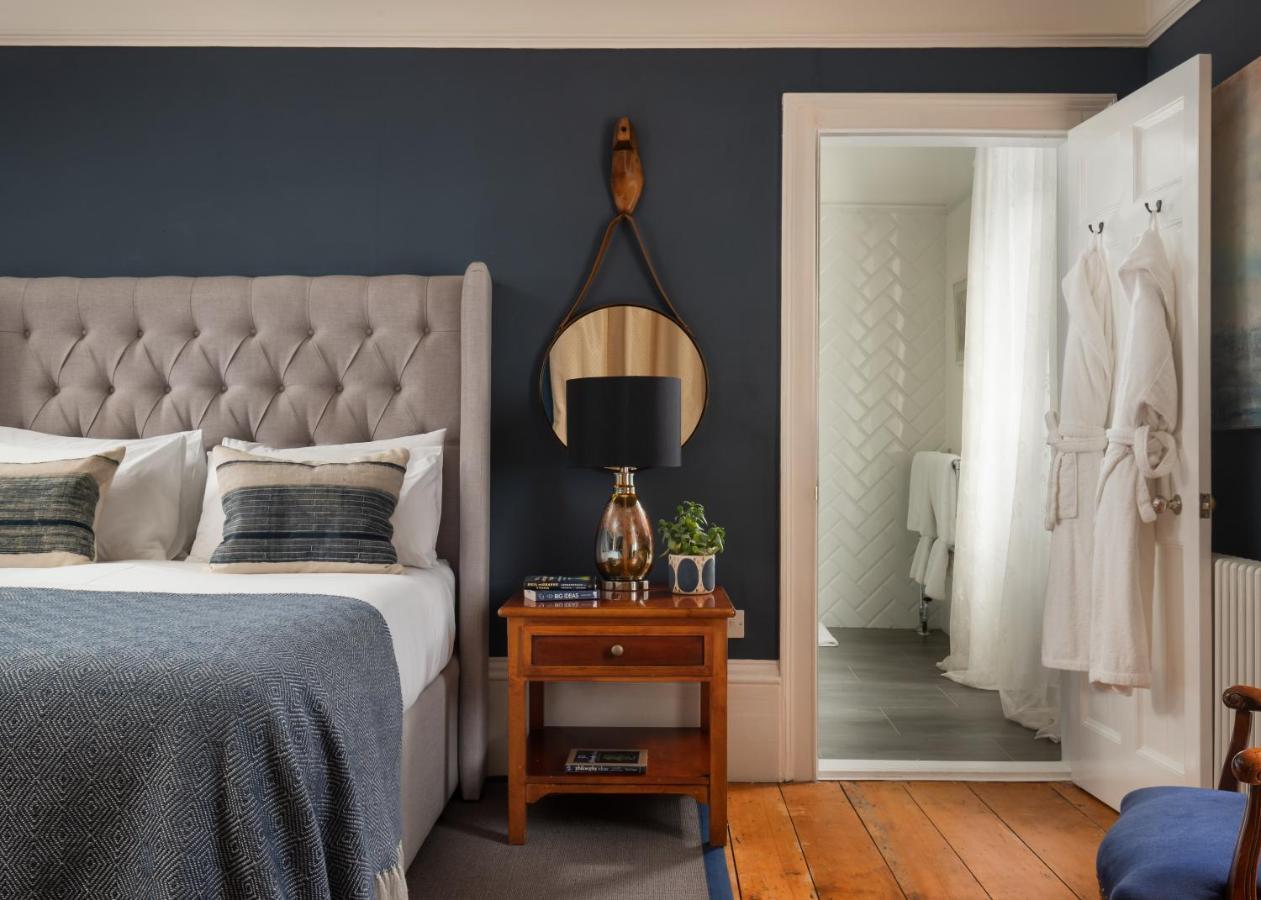 Dorset House Bed & Breakfast Лайм Риджис Екстериор снимка