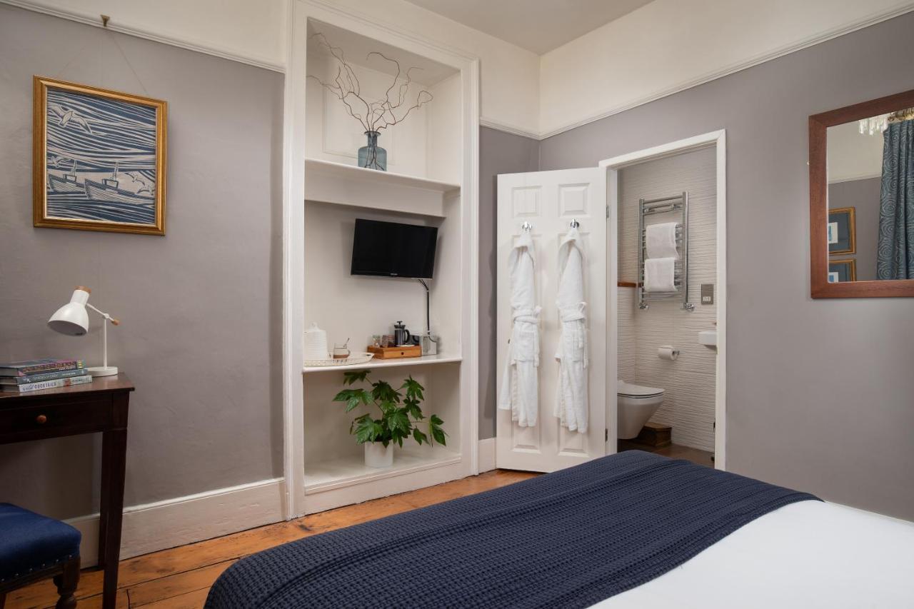 Dorset House Bed & Breakfast Лайм Риджис Екстериор снимка